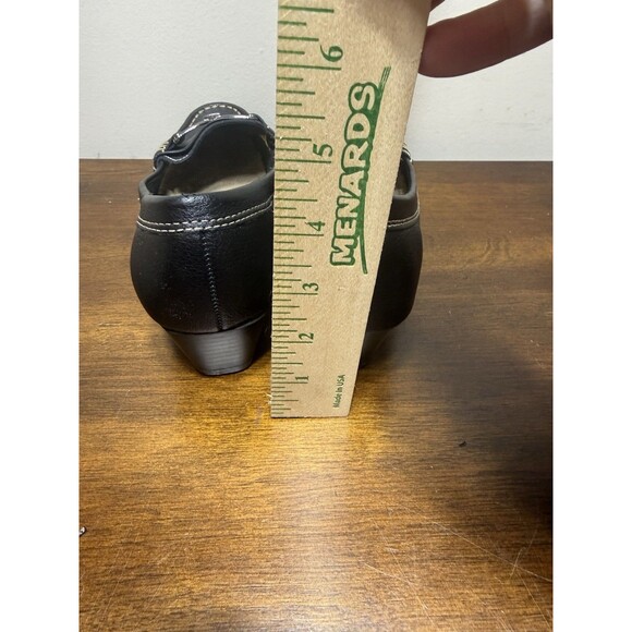 Thom McAn Women's Francis Black Dress Pump Kitten Heel Shoes Wide Width - Picture 6 of 9